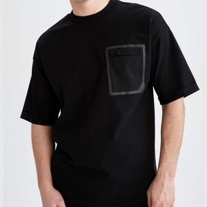 Zara Mens Crew Neck t shirt sz S